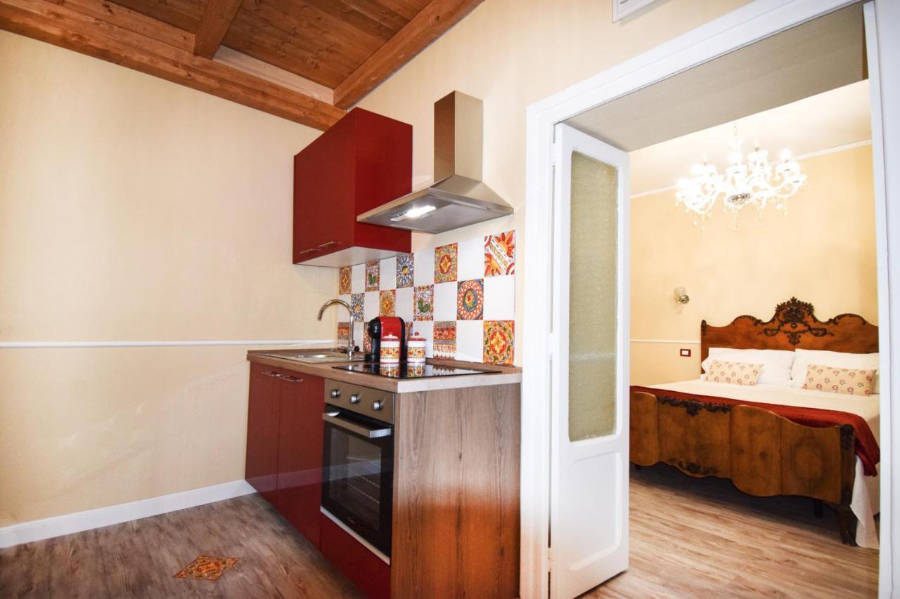 Luxury Apartment Via Genova Palermo Zewnętrze zdjęcie