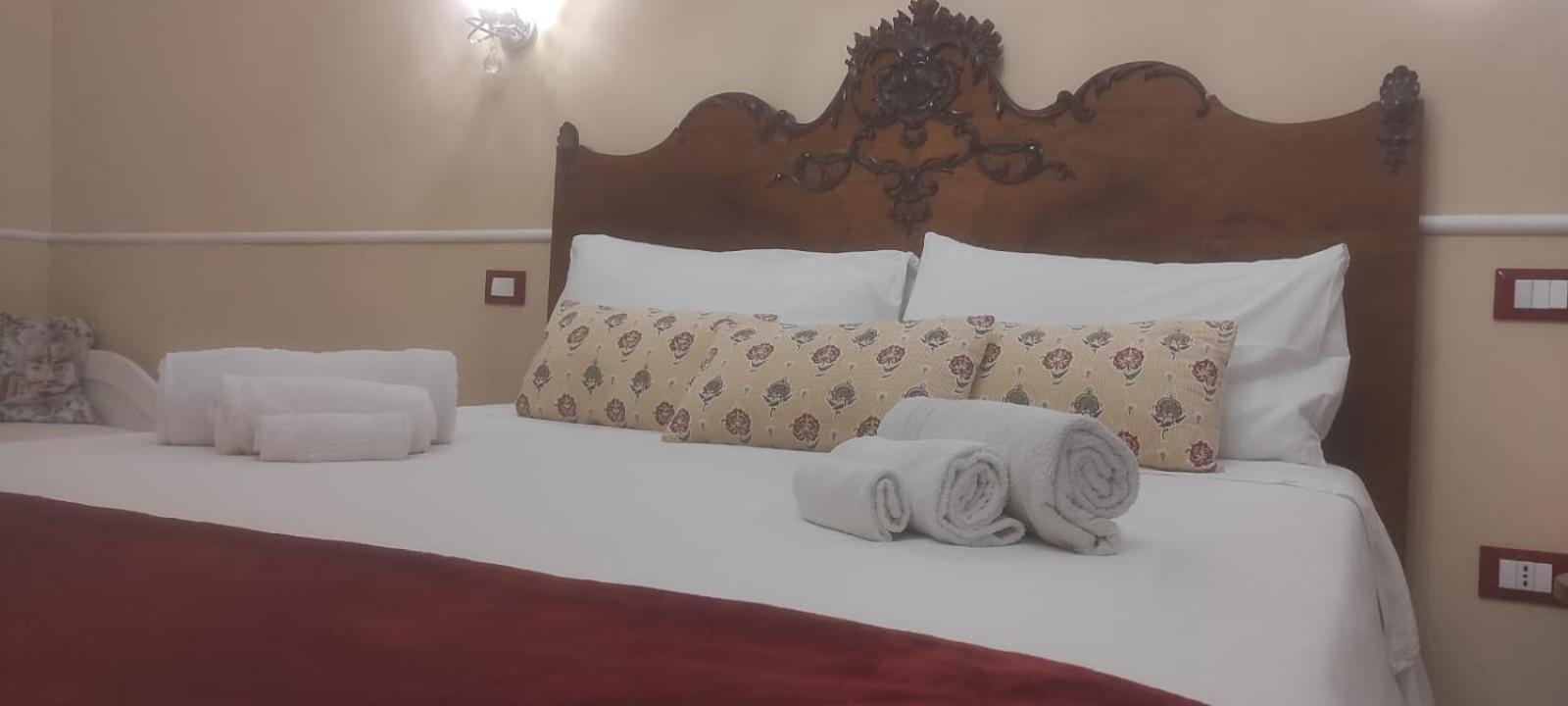 Luxury Apartment Via Genova Palermo Pokój zdjęcie